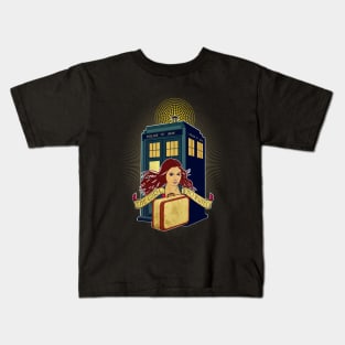 THE GIRL WHO WAITED Kids T-Shirt